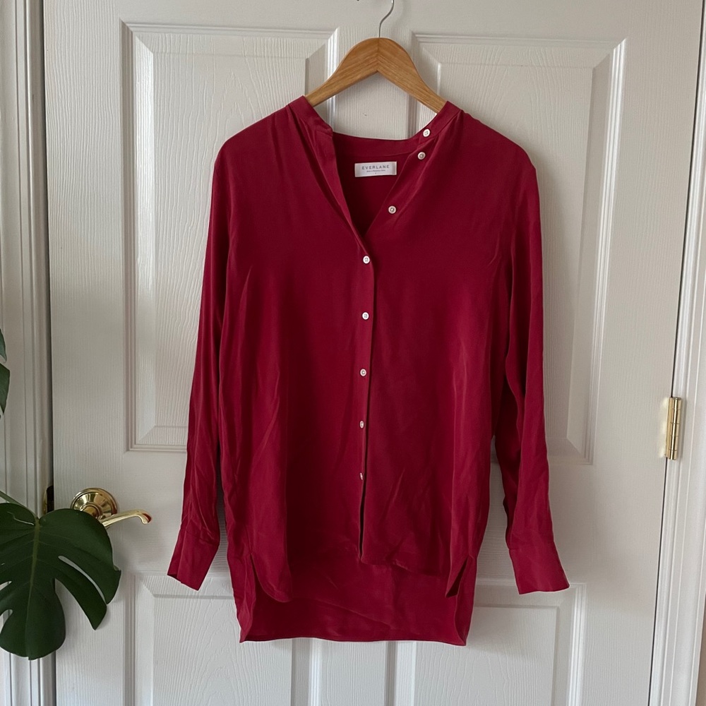 Silk red everlane blouse size 2